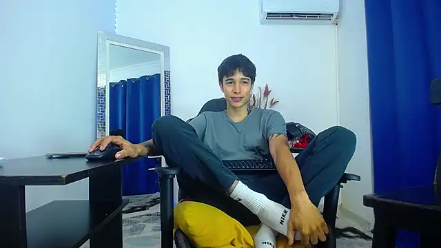 Zacktk7 online show from January 30, 2025, 8:53 pm