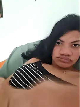 Snapshot of charllottebrasilian chatting on August 1, 2026, 5:00 pm charllottebrasilian online show from August 1, 2026, 5:00 pm