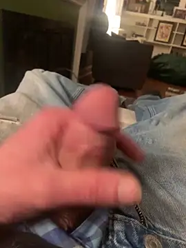 willcumforu online show from February 10, 2025, 5:36 am