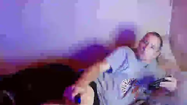 Snapshot of George48 chatting on January 7, 2026, 7:35 am George48 online show from January 7, 2026, 7:35 am