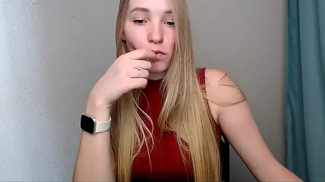 Snapshot of Queen_ofLove chatting on March 19, 2026, 11:21 am Queen ofLove online show from March 19, 2026, 11:21 am