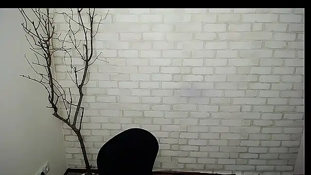 Queen ofLove online show from February 14, 2025, 10:06 am