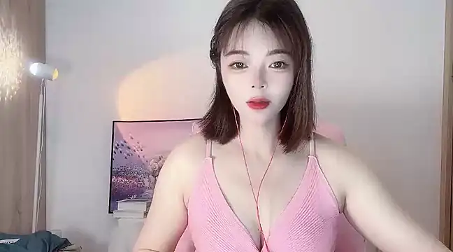 Snapshot of Mia-88-66 chatting on December 2, 2024, 7:22 pm Mia-88-66 online show from December 2, 2024, 7:22 pm