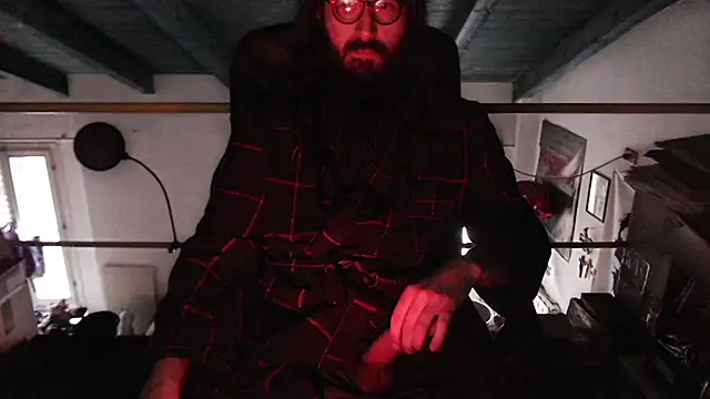 contemptumundi888 online show from March 5, 2025, 7:05 am