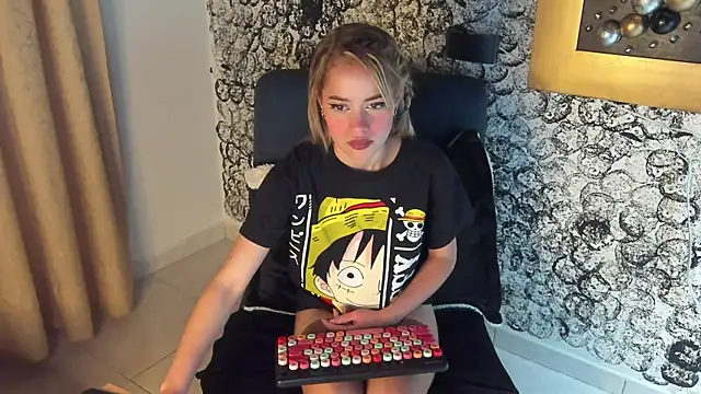 Snapshot of cami_latinsex chatting on December 29, 2024, 2:38 am cami latinsex online show from December 29, 2024, 2:38 am