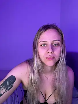 Snapshot of lunawolf21 chatting on February 18, 2026, 7:39 am lunawolf21 online show from February 18, 2026, 7:39 am