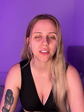 Snapshot of lunawolf21 chatting on February 27, 2026, 7:19 am lunawolf21 online show from February 27, 2026, 7:19 am