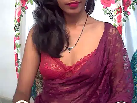 sexy janu25 online show from March 17, 2026, 5:43 am
