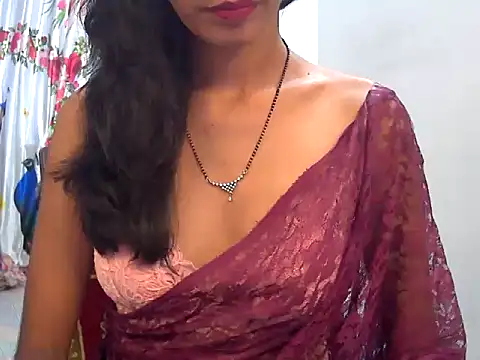 sexy janu25 online show from June 15, 2026, 5:07 am