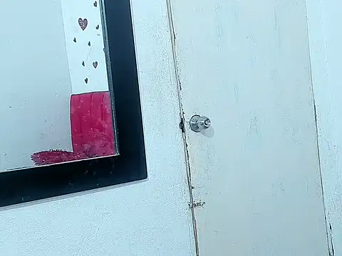 Lunaynick online show from March 15, 2025, 1:19 am