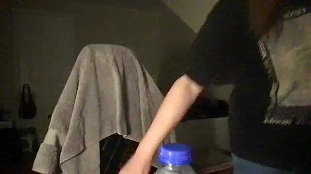 lexie lilacs online show from February 26, 2025, 11:41 pm