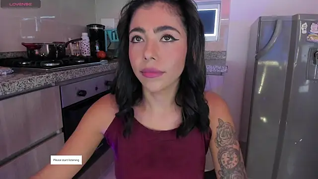AndreaVelasco online show from August 1, 2026, 6:06 pm
