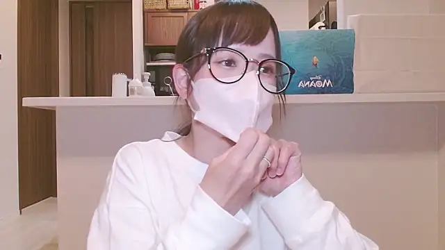  hina chan  online show from March 21, 2026, 2:43 pm