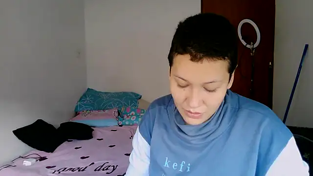 luxandracon23 online show from January 10, 2026, 8:48 pm