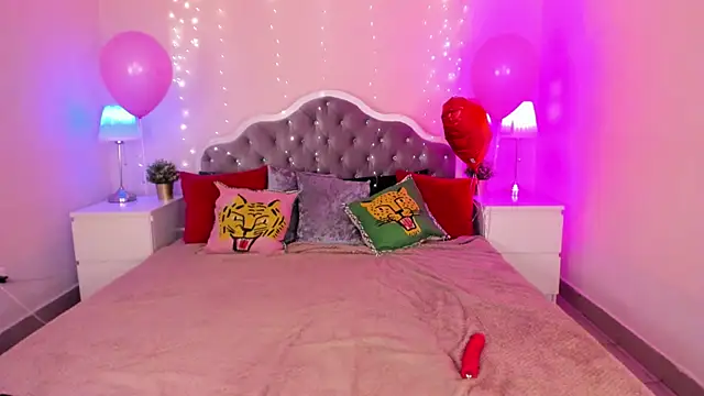 Aria Blisss online show from March 18, 2025, 11:33 am