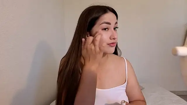 Aria Blisss online show from June 25, 2026, 2:31 am