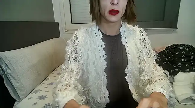 UnaDiosa online show from March 5, 2025, 10:00 am