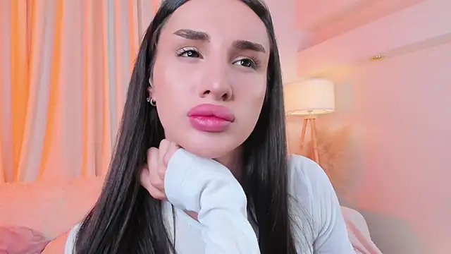 Kim Oberlin  online show from October 9, 2025, 4:29 pm