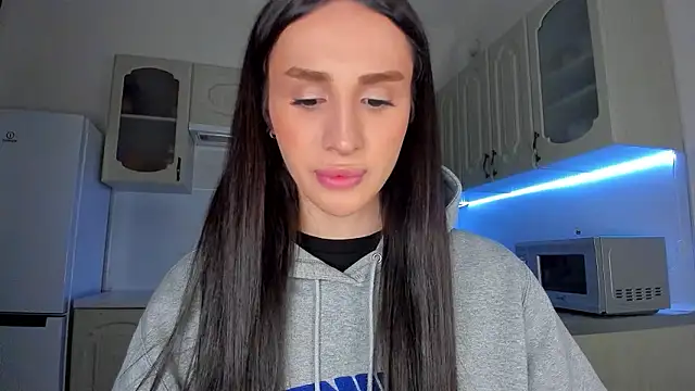 Snapshot of Kim_Oberlin_ chatting on February 7, 2026, 4:04 pm Kim Oberlin online show from February 7, 2026, 4:04 pm