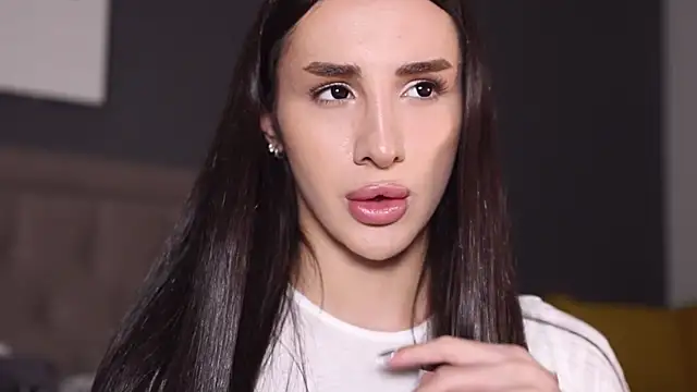 Kim Oberlin  online show from September 27, 2025, 11:27 am