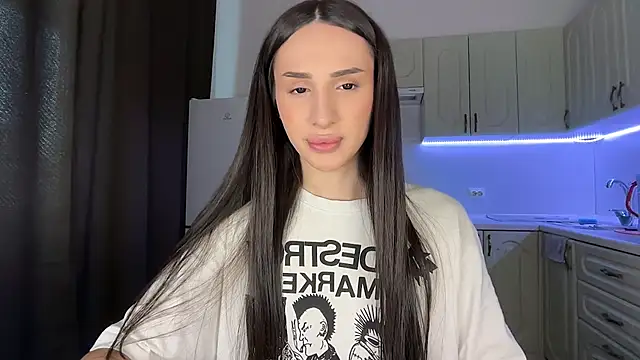 Snapshot of Kim_Oberlin_ chatting on March 6, 2026, 12:22 pm Kim Oberlin online show from March 6, 2026, 12:22 pm