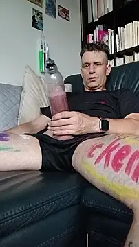 Gilgamesch1704 online show from August 1, 2026, 5:49 am