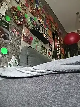 Gilgamesch1704 online show from June 19, 2026, 5:41 pm