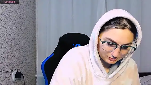 JaneLaJewel online show from November 2, 2025, 1:49 pm