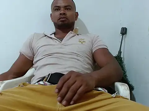 fernandez latinblackk online show from January 13, 2026, 1:04 pm