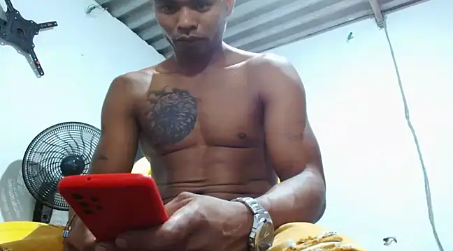 fernandez latinblackk online show from March 16, 2025, 12:45 am