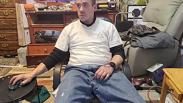 ScubaStevex online show from February 2, 2026, 5:50 am