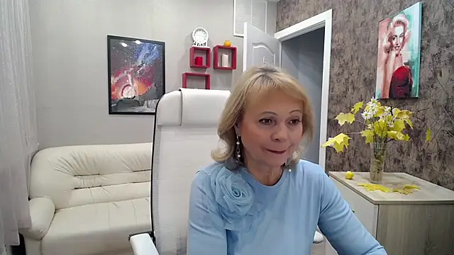 Milla Cutie18 online show from October 7, 2025, 5:41 am