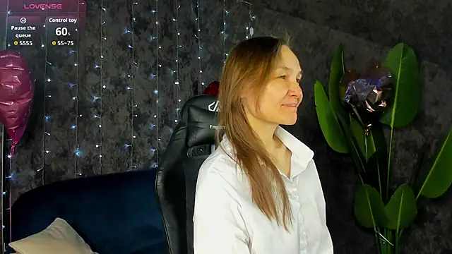 Lillian White online show from March 8, 2026, 1:00 am