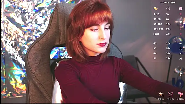 Snapshot of LuxRayi chatting on April 13, 2026, 3:21 am LuxRayi online show from April 13, 2026, 3:21 am