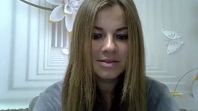 TinaFun4u online show from October 26, 2025, 9:15 pm