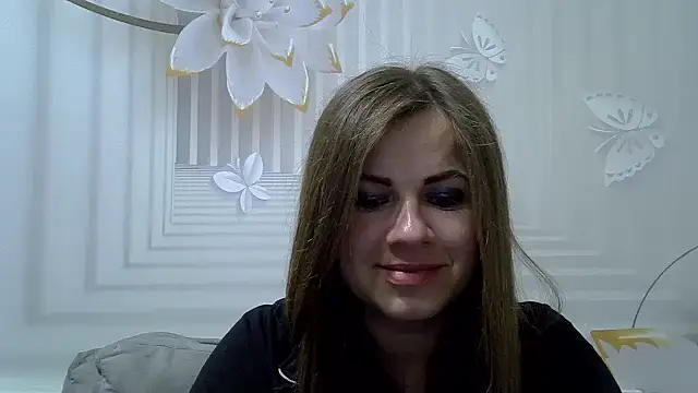 TinaFun4u online show from June 1, 2026, 7:57 pm