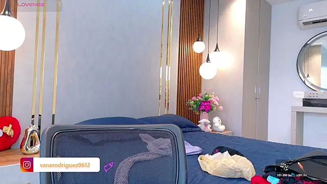 sexyebonyvip1 online show from June 21, 2026, 1:17 pm