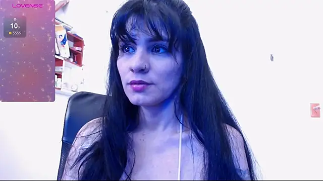 elissa iris online show from March 18, 2025, 8:17 am