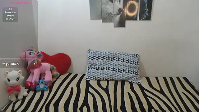 Pocahontas Princess  online show from November 14, 2025, 1:48 pm