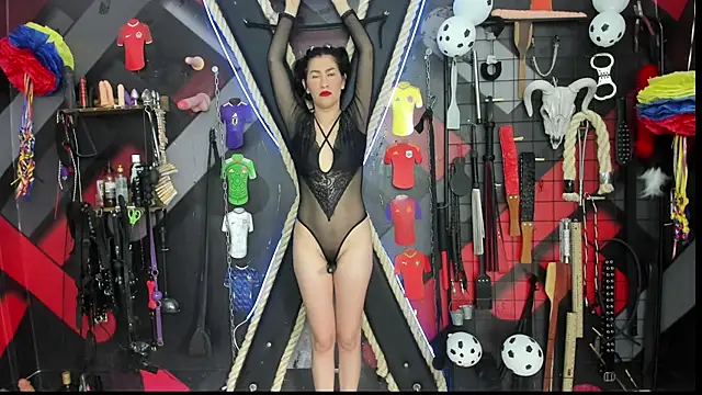 Snapshot of SUBMISSION_BDSM chatting on June 22, 2026, 2:25 pm SUBMISSION BDSM online show from June 22, 2026, 2:25 pm