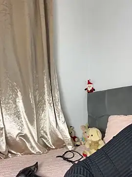 Snapshot of Meryem_Queen chatting on March 31, 2026, 10:01 pm Meryem Queen online show from March 31, 2026, 10:01 pm