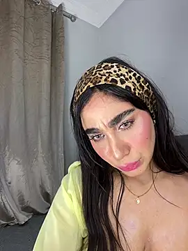 Meryem Queen online show from May 20, 2026, 1:57 am