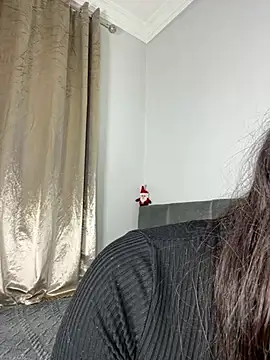 Snapshot of Meryem_Queen chatting on March 27, 2026, 11:16 pm Meryem Queen online show from March 27, 2026, 11:16 pm