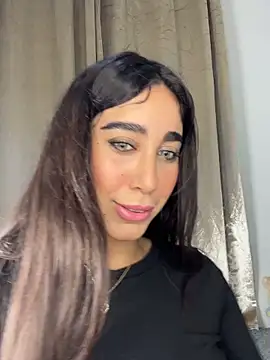Snapshot of Meryem_Queen chatting on March 29, 2026, 8:21 pm Meryem Queen online show from March 29, 2026, 8:21 pm