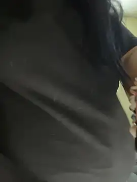 alissonfernandez  online show from February 11, 2026, 1:16 am