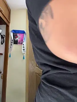 alissonfernandez  online show from March 6, 2026, 12:11 pm