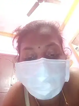 Villageammu18 online show from December 19, 2025, 1:13 pm