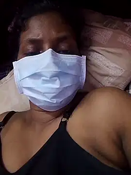 Villageammu18 online show from November 19, 2025, 2:06 pm