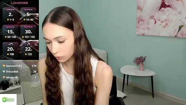 AmyJonas online show from June 18, 2026, 9:14 am