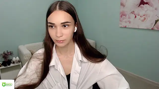 AmyJonas online show from July 28, 2026, 6:32 am